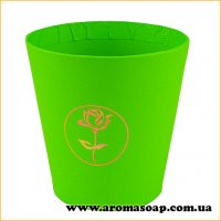 Round cardboard planter with Rose, light green