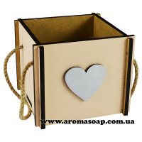 Self-assembled wooden box Heart nude