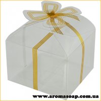 Plastic box with gold bow low