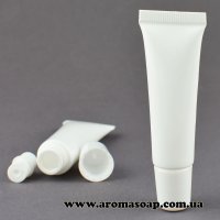 White lip gloss tube 10 ml